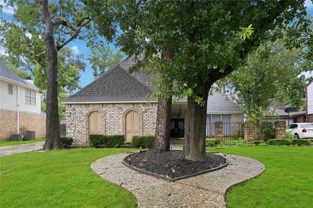 15110 Walters Rd Road, Houston