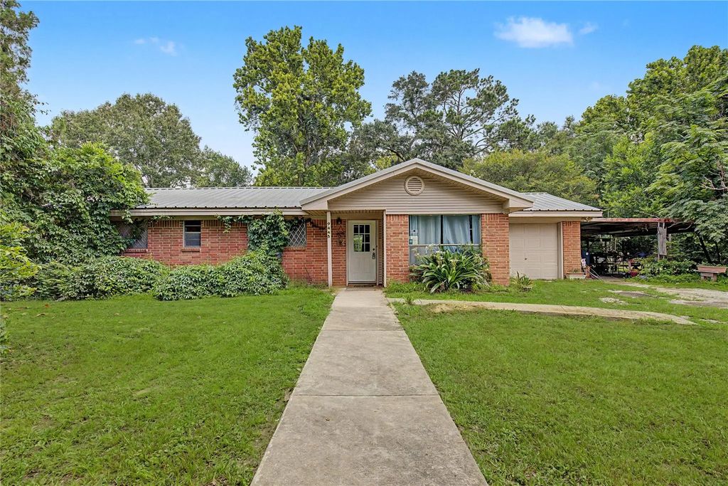 9445 Highway 150, Shepherd