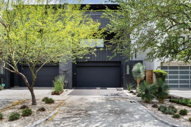 2117 Elmen Street B, Houston