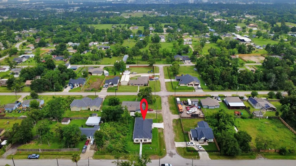 16747 Forest Trail Drive, Channelview