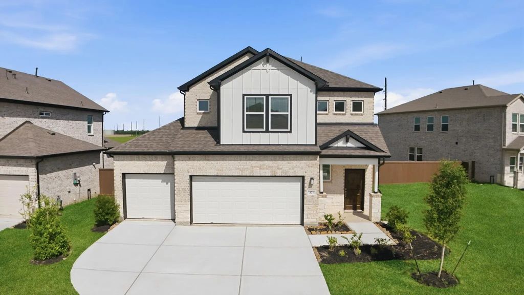 2411 Outpost Canyon Drive, Iowa Colony