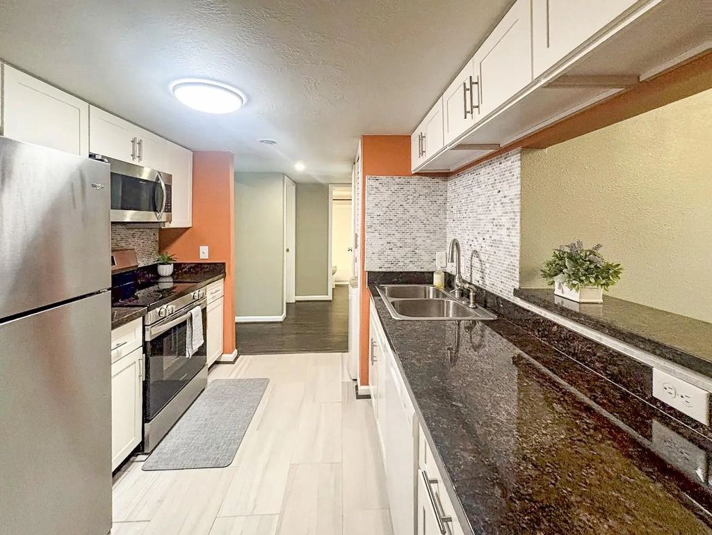 12633 Memorial Drive 145, Houston