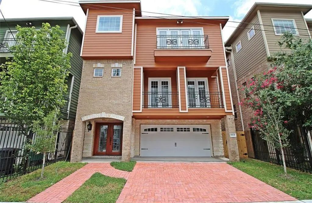 2736 Cortlandt Street B, Houston