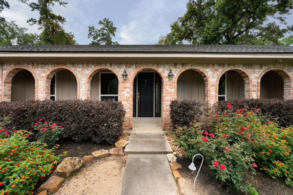 27269 Paula Lane, Conroe