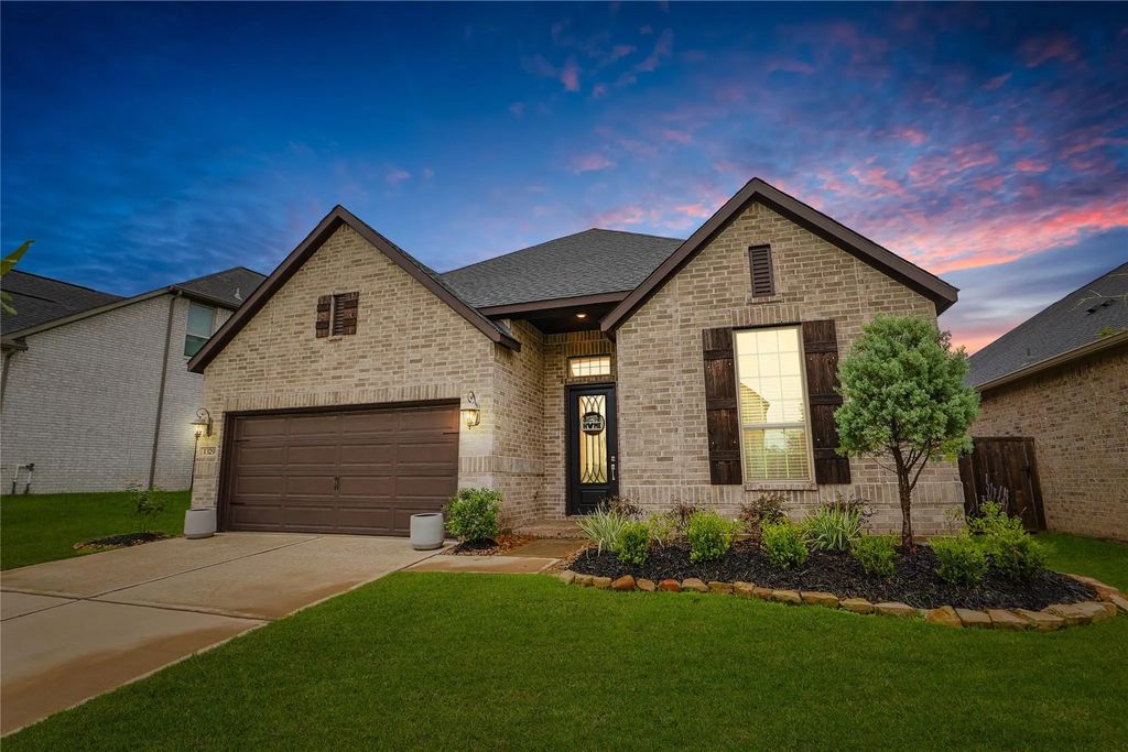 1329 Knollbridge Point Lane, Pinehurst