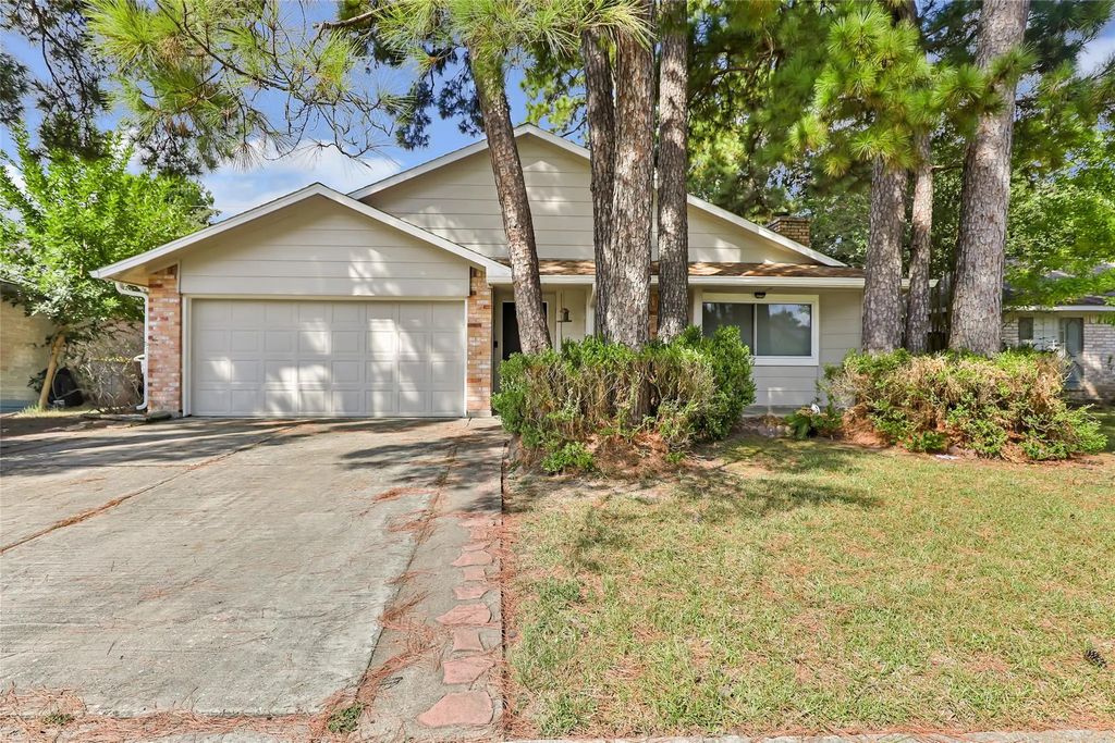 23219 Dew Wood Lane, Spring