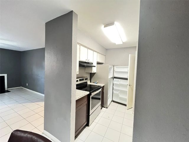 10211 Sugar Branch Drive 411, Houston