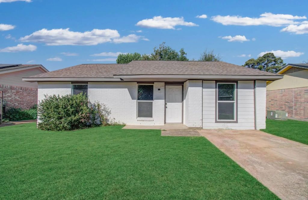 9843 Ribbonwood Street, Houston