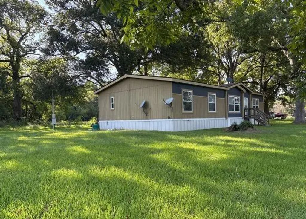 409 Fm 2830 Road N, Liberty