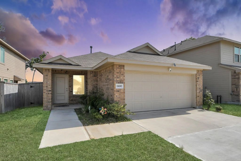 18690 Cepagatti Drive, New Caney