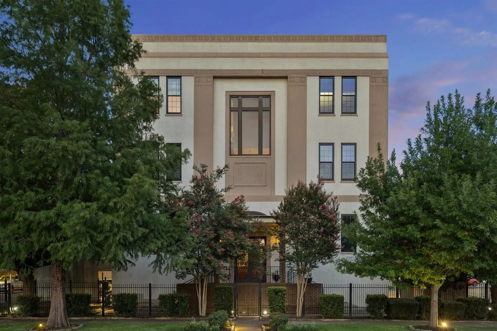 1100 Harvard Street 9, Houston