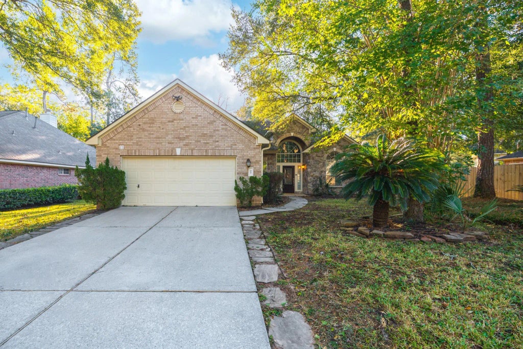 22 Westwinds Circle, The Woodlands