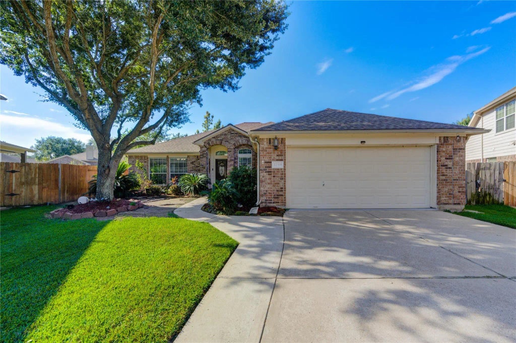 22319 Wild Rose Trace, Richmond