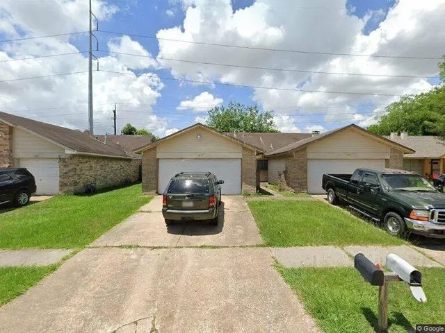 10143 Inwood Hollow Lane, Houston