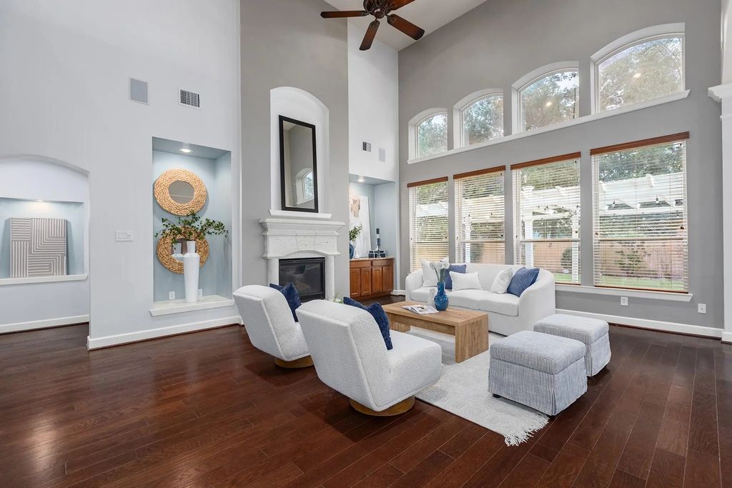 27 N Arrow Canyon Circle, The Woodlands