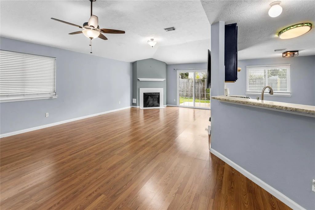 1735 Oak Ridge Drive, Kemah