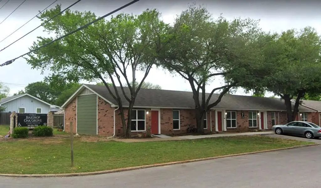1910 Wilson St, Bastrop
