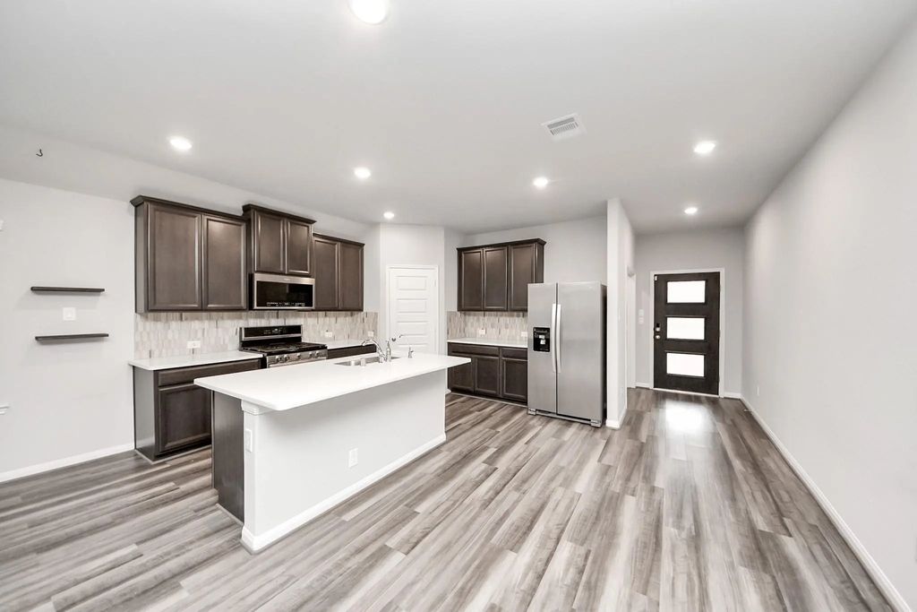 518 Ellwood Terrace Lane, Richmond