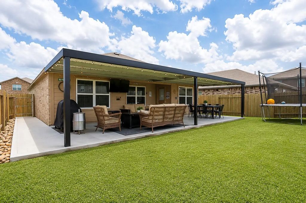 7939 Vacek Meadows Loop, Richmond