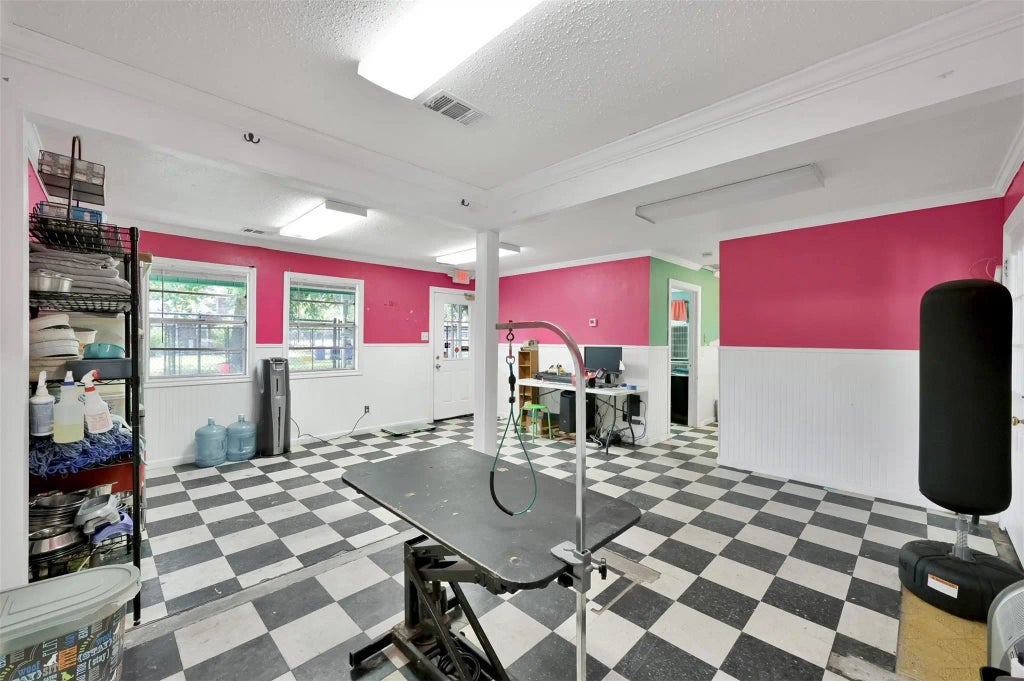 623 Lakeville Drive A, Kingwood