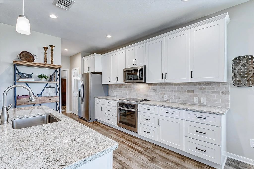 5222 Summerside Drive, Katy