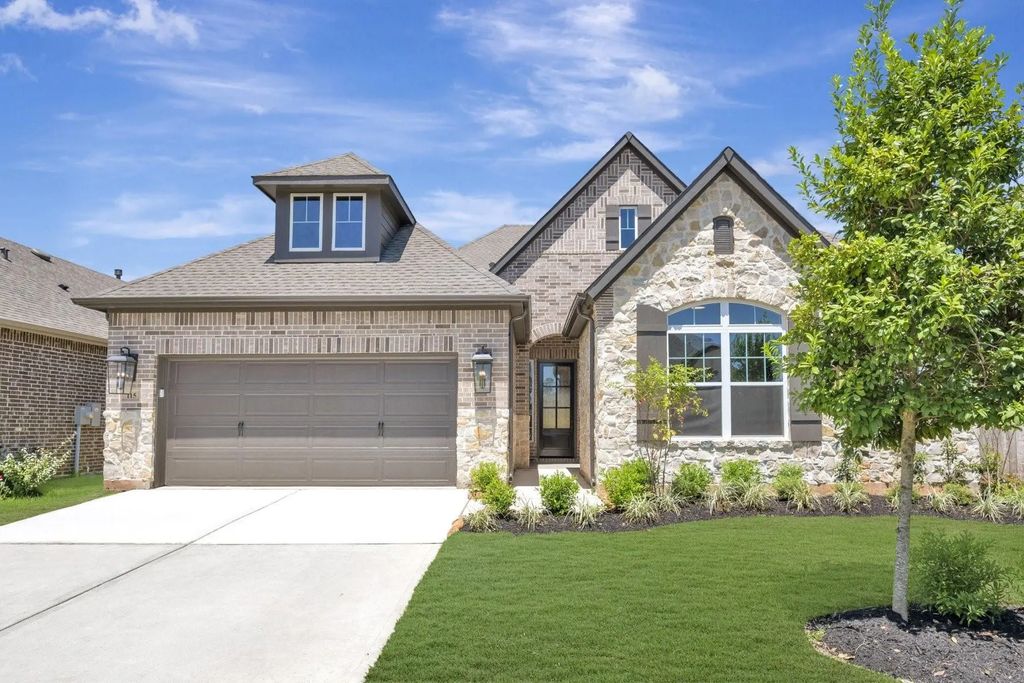 115 Silverbow Creek Way, Conroe