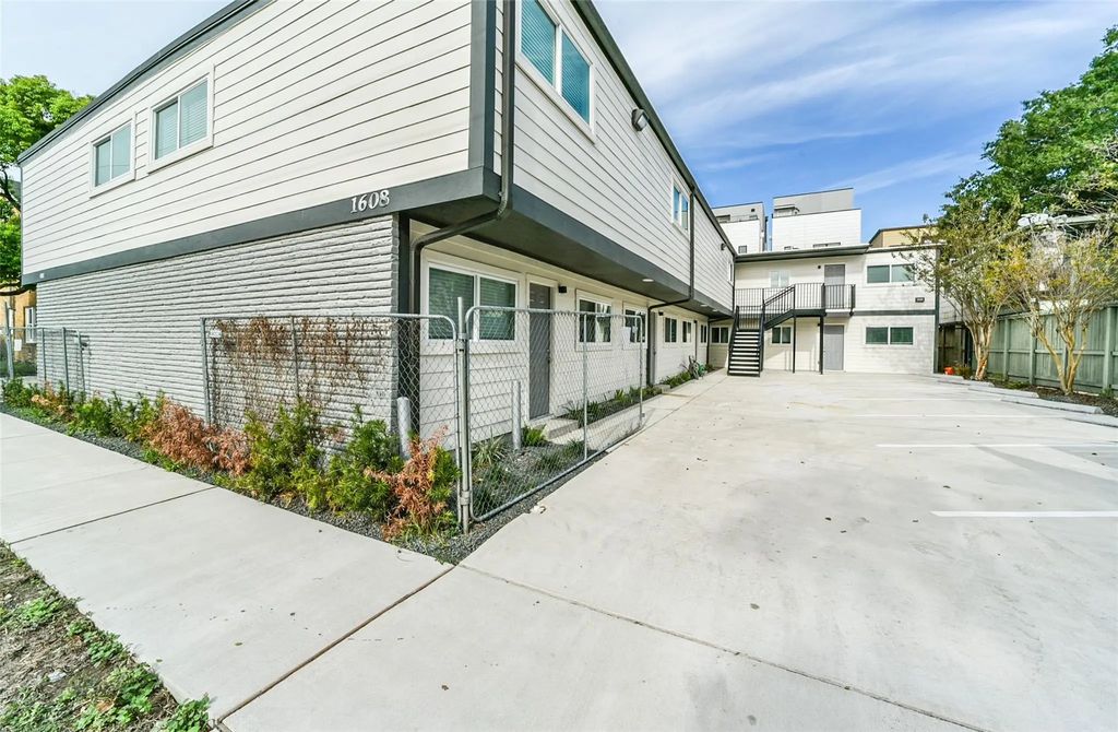 1608 Welch Street 6, Houston