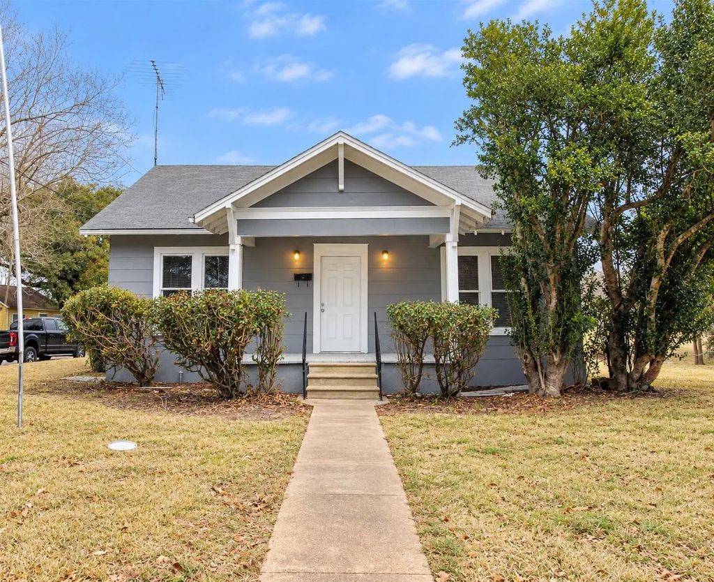 716 Olive Street, Wharton