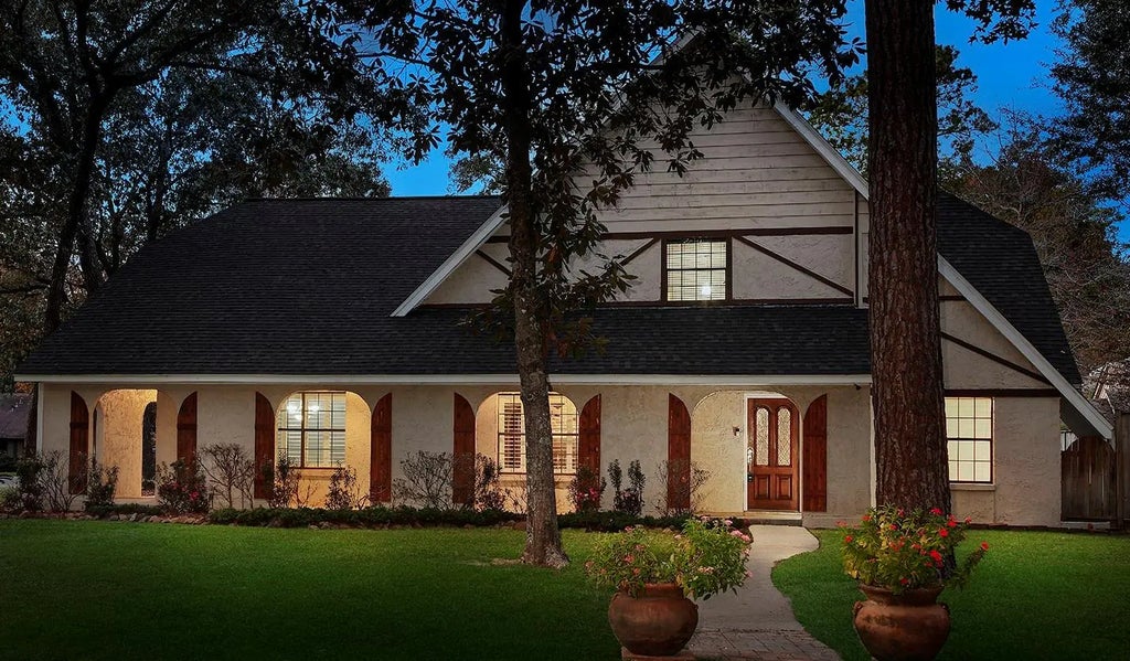 650 Bellingrath Park, Conroe