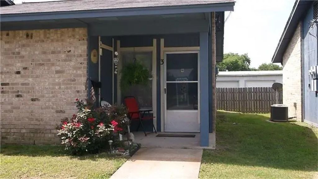 407 Mckinney Street, Winnsboro