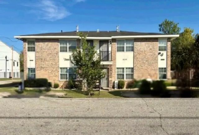 8219 Corinth Street, Houston