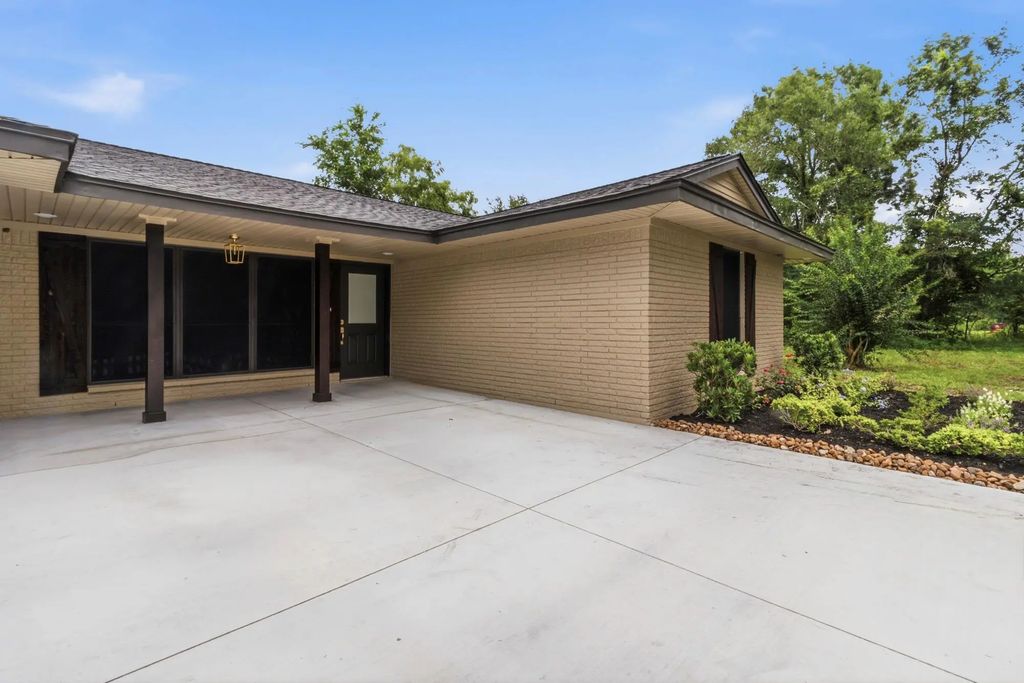 18079 County Road 463, Brazoria