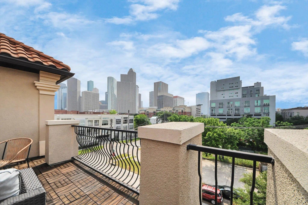 2008 Helena Street, Houston