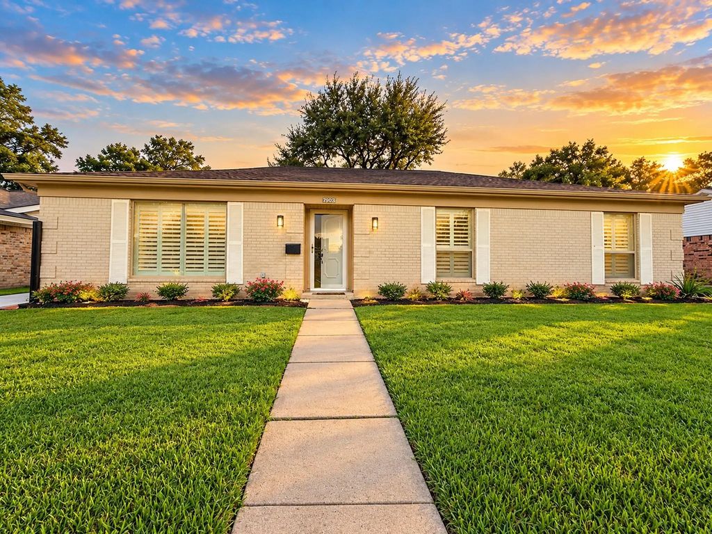 7903 Augustine Drive, Houston