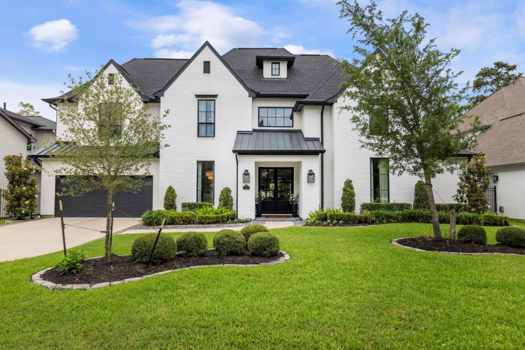 7 Peerless Point Place, Tomball