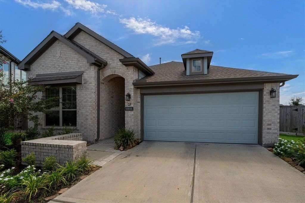 10806 Chrysalis Court, Cypress