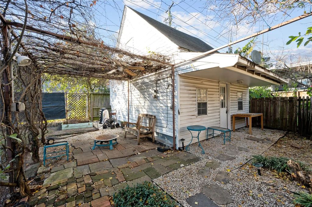 1959 Lexington Street B, Houston