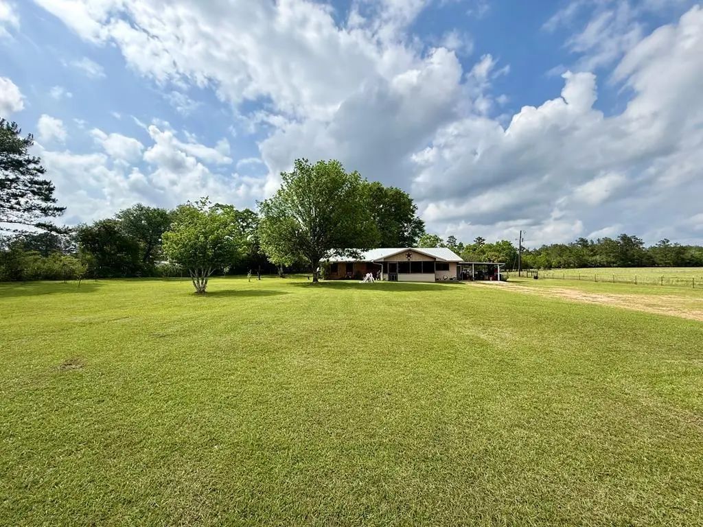 3017 N Hwy 87, Newton
