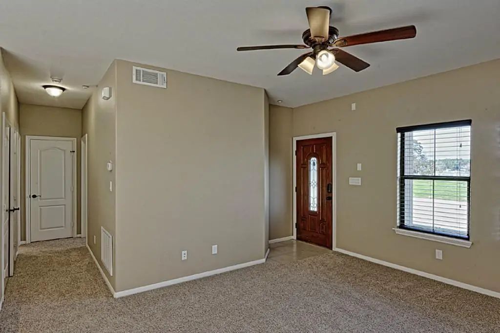 13165 Snow Lane Lane 5, Willis