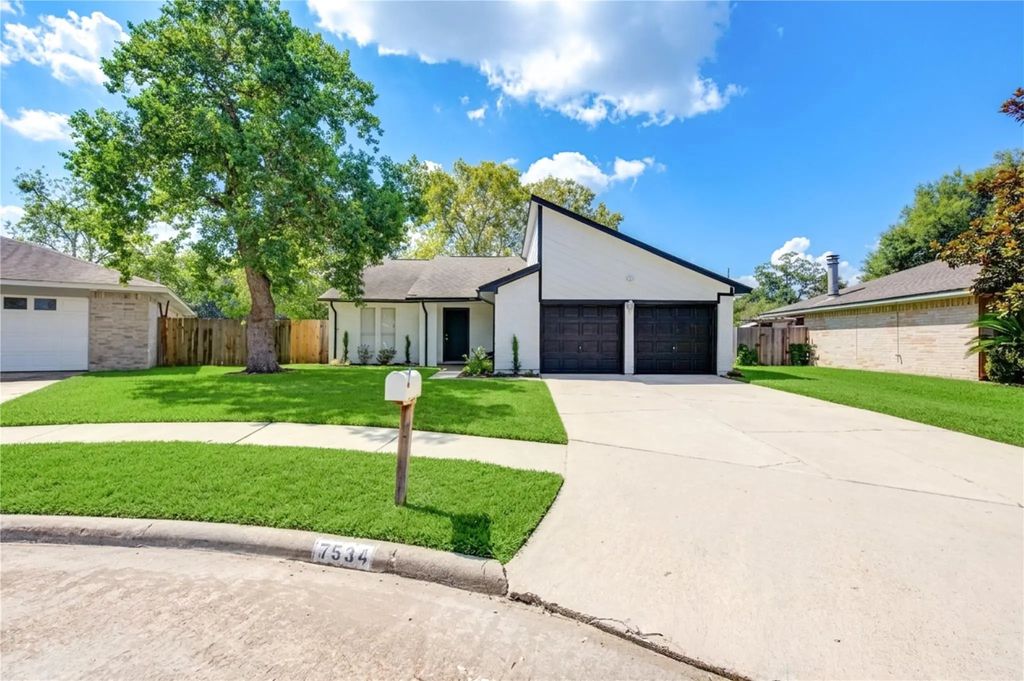7534 Londres Drive, Houston