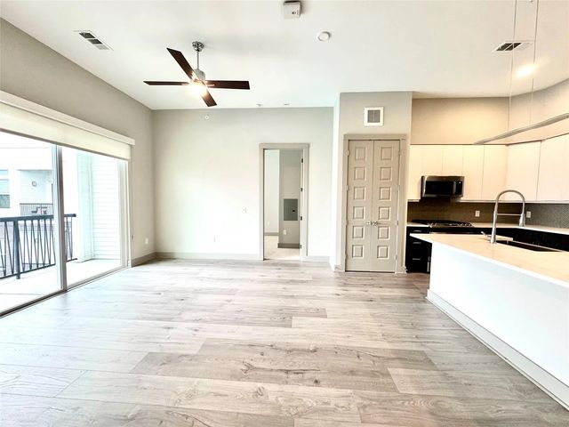 401 W 25th Street 1347, Houston