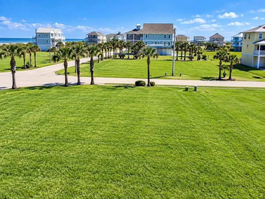 4115 Royal Tern Lane, Galveston