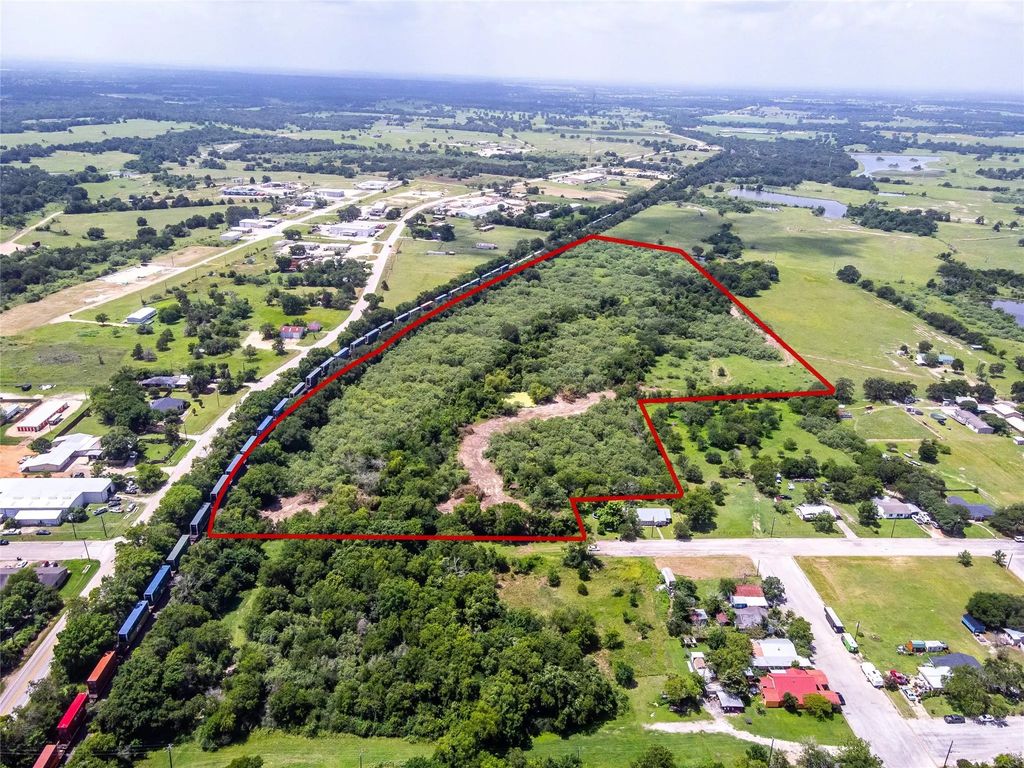 28.179 Acres W Cuero, Giddings