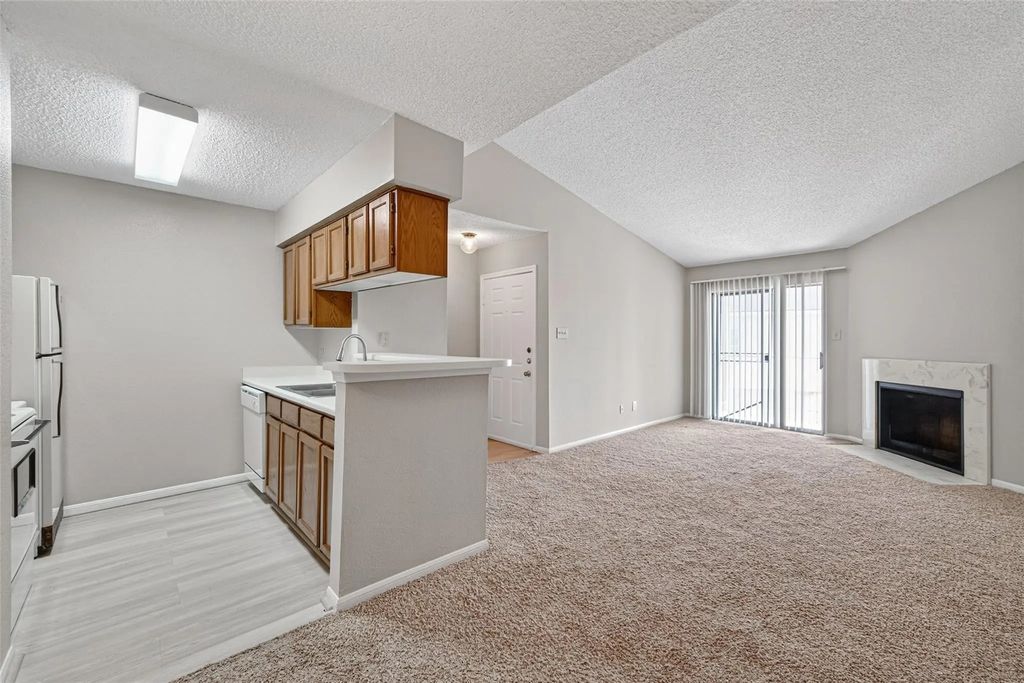 12550 Whittington Drive 610, Houston