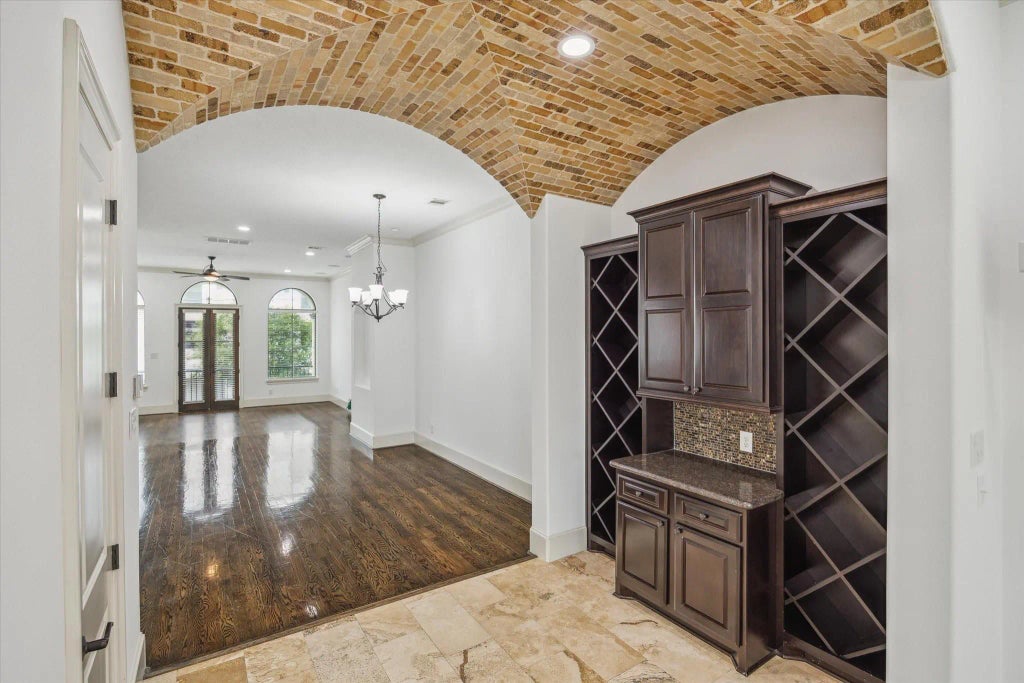 5411 Gibson Street, Houston