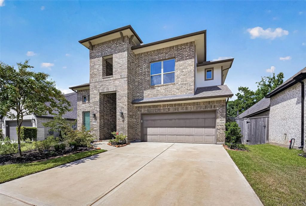 800 Fall Rock Branch Court, Conroe