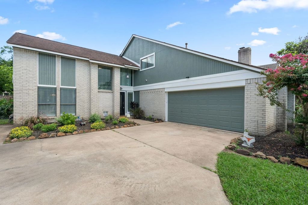 403 Banyan Street, Lake Jackson