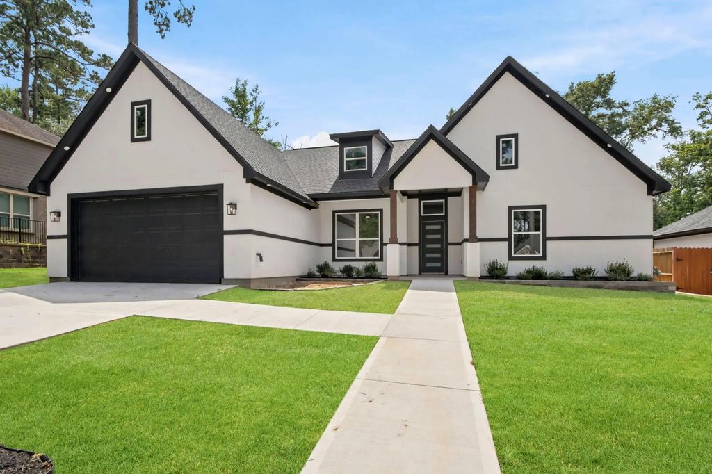 12170 Mustang Avenue, Willis