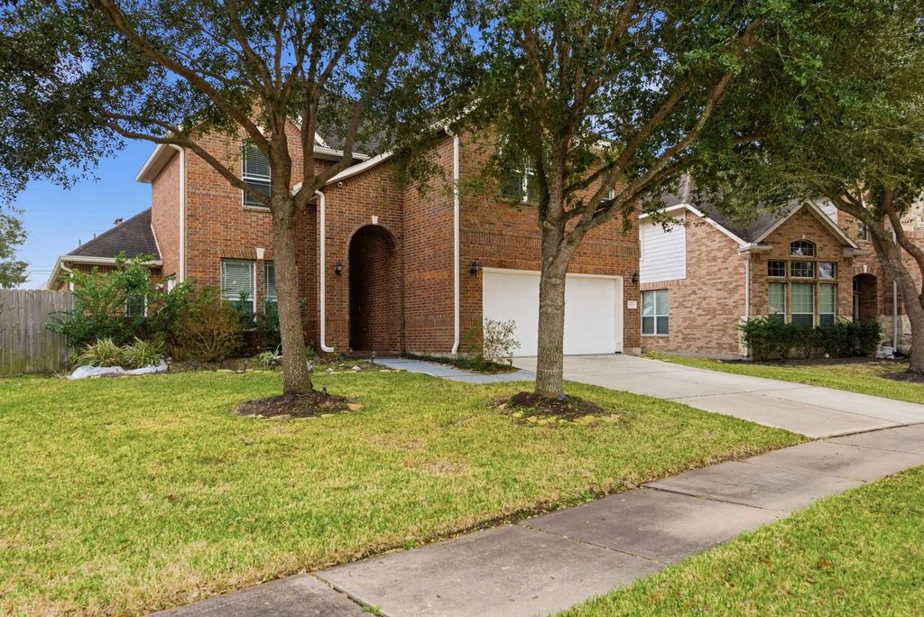 5002 Rollingstone Road, Richmond