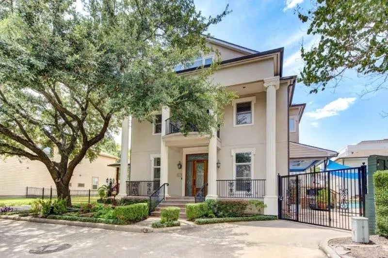 122 Vieux Carre Drive, Houston